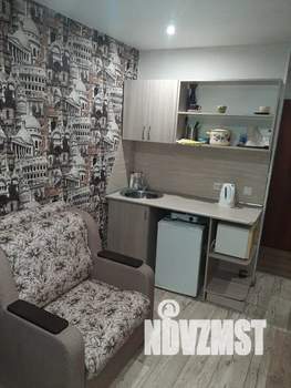 Студия квартира, посуточно, 20м2, 1/3 этаж