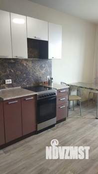 Студия квартира, на длительный срок, 28м2, 10/17 этаж