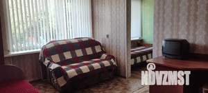 1-к квартира, посуточно, 42м2, 1/9 этаж