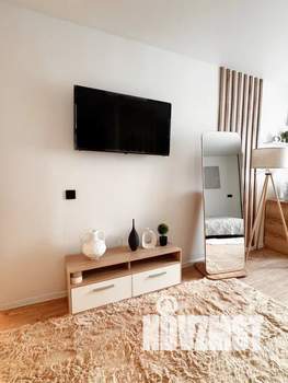 1-к квартира, посуточно, 37м2, 1/9 этаж