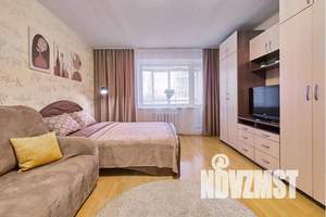 1-к квартира, посуточно, 38м2, 4/9 этаж