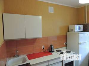 1-к квартира, посуточно, 42м2, 3/10 этаж