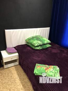 1-к квартира, посуточно, 18м2, 1/2 этаж