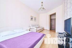 1-к квартира, посуточно, 45м2, 4/10 этаж