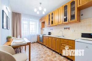 1-к квартира, посуточно, 40м2, 2/10 этаж