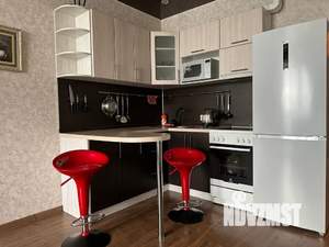 1-к квартира, посуточно, 30м2, 9/16 этаж