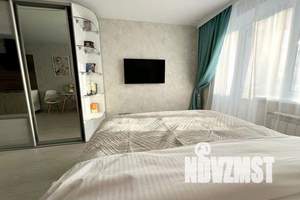 1-к квартира, посуточно, 35м2, 8/19 этаж