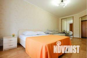 1-к квартира, посуточно, 40м2, 7/10 этаж