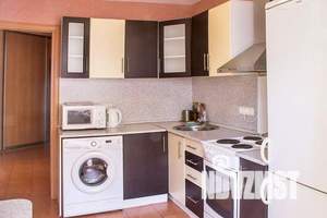 1-к квартира, посуточно, 50м2, 5/10 этаж