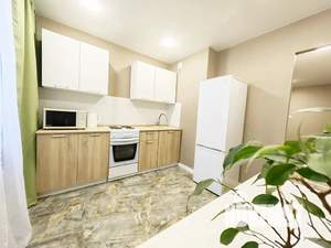 1-к квартира, посуточно, 40м2, 2/10 этаж