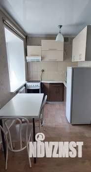 2-к квартира, посуточно, 46м2, 1/5 этаж