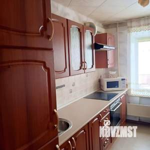 3-к квартира, на длительный срок, 64м2, 3/6 этаж