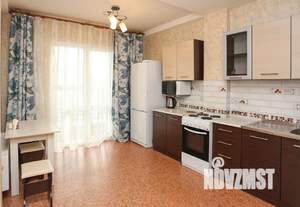 1-к квартира, посуточно, 35м2, 7/17 этаж