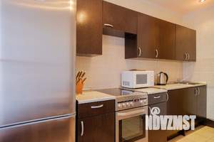 1-к квартира, посуточно, 42м2, 1/1 этаж