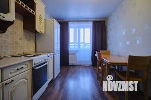 1-к квартира, посуточно, 46м2, 9/10 этаж