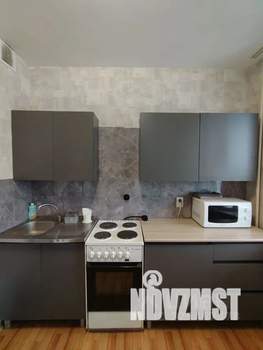 1-к квартира, посуточно, 39м2, 3/10 этаж