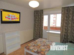1-к квартира, посуточно, 42м2, 3/10 этаж