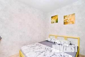 2-к квартира, посуточно, 40м2, 1/5 этаж
