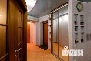 2-к квартира, посуточно, 57м2, 5/6 этаж