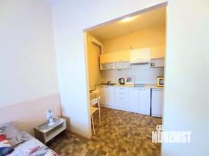Студия квартира, посуточно, 35м2, 9/12 этаж