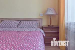 1-к квартира, посуточно, 49м2, 4/10 этаж