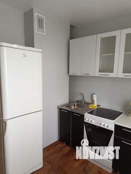 1-к квартира, посуточно, 37м2, 4/10 этаж