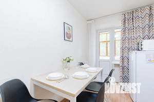 1-к квартира, посуточно, 40м2, 2/9 этаж