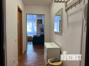 Студия квартира, посуточно, 28м2, 1/9 этаж