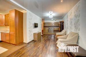 3-к квартира, посуточно, 66м2, 7/10 этаж