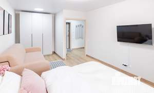 1-к квартира, посуточно, 40м2, 2/10 этаж