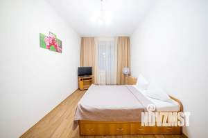 1-к квартира, посуточно, 40м2, 4/10 этаж