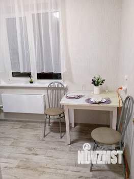 1-к квартира, посуточно, 35м2, 7/17 этаж