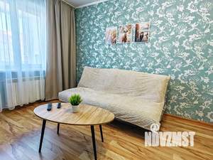 1-к квартира, посуточно, 40м2, 7/10 этаж