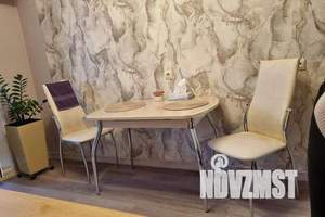 1-к квартира, посуточно, 37м2, 3/6 этаж