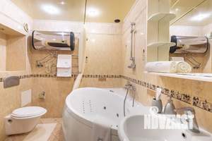 Студия квартира, посуточно, 45м2, 1/10 этаж