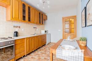 1-к квартира, посуточно, 40м2, 2/10 этаж