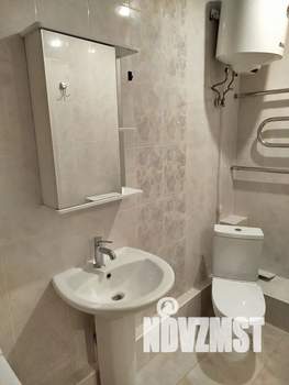 1-к квартира, посуточно, 40м2, 8/16 этаж