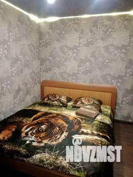 2-к квартира, посуточно, 40м2, 5/5 этаж