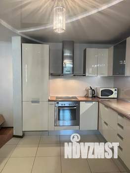 3-к квартира, посуточно, 106м2, 4/10 этаж