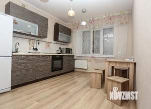 1-к квартира, посуточно, 36м2, 1/1 этаж
