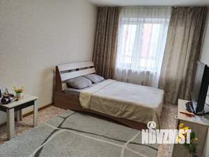 1-к квартира, посуточно, 40м2, 10/17 этаж