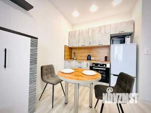 Студия квартира, посуточно, 25м2, 1/3 этаж