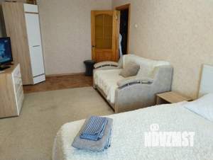 1-к квартира, посуточно, 38м2, 3/9 этаж