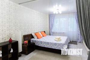 1-к квартира, посуточно, 49м2, 1/1 этаж