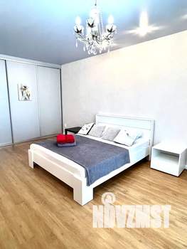 1-к квартира, посуточно, 42м2, 5/10 этаж