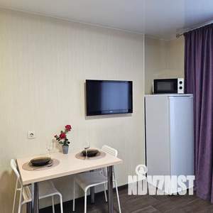 Студия квартира, посуточно, 23м2, 8/10 этаж
