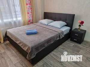 1-к квартира, посуточно, 40м2, 2/8 этаж
