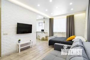 Студия квартира, посуточно, 31м2, 1/5 этаж