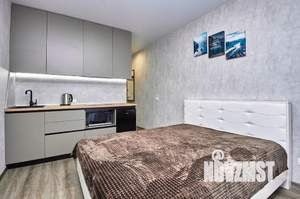 Студия квартира, посуточно, 28м2, 10/18 этаж