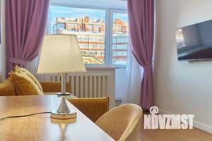 1-к квартира, посуточно, 47м2, 4/9 этаж